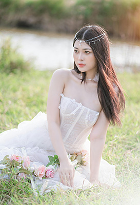 丰满女老板BD高清A片